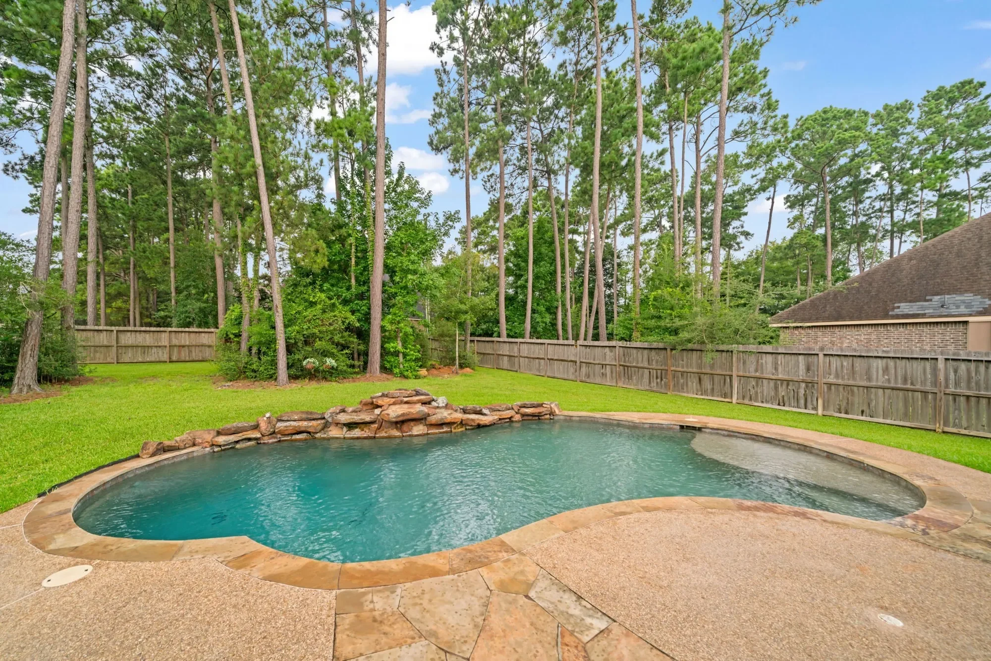 40503 Manor Drive, Magnolia, TX 77354, Magnolia, Texas, United States. - Photo 33