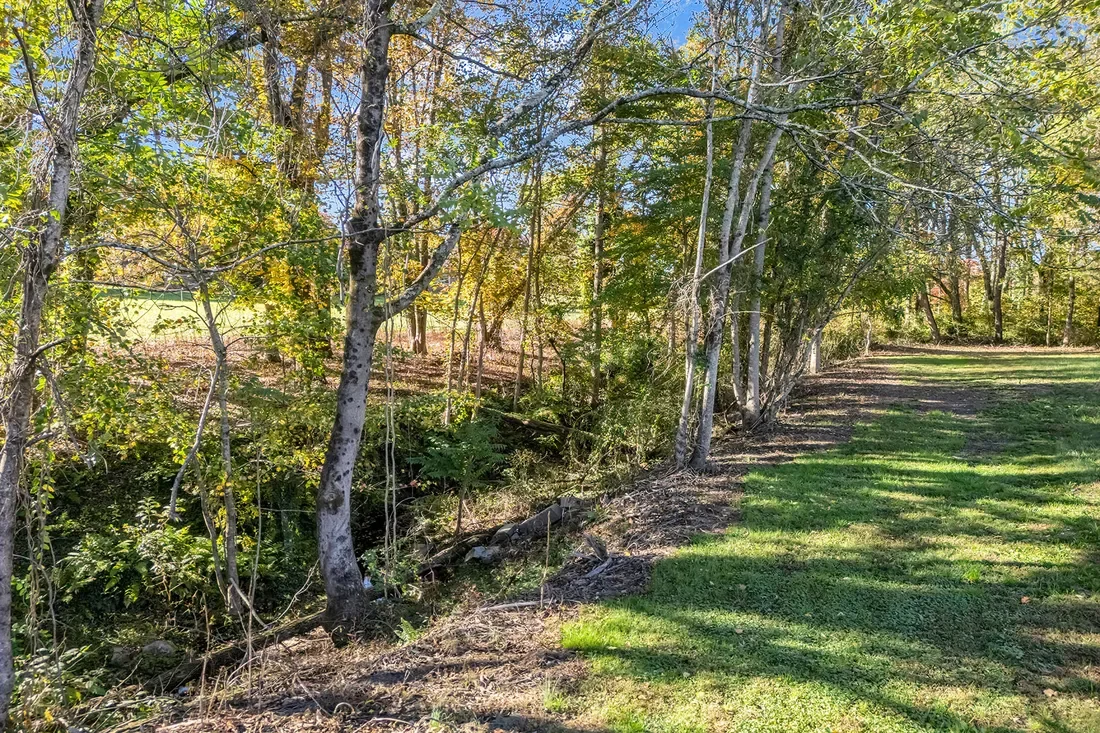 628 New Hope Road, Flat Rock, NC 28731, Flat Rock, North Carolina, United States. - Photo 4