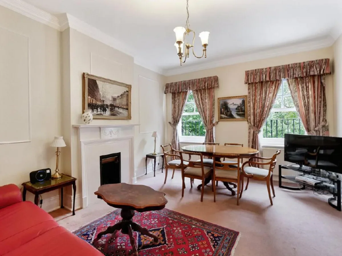 Kensington Court, London, W8, London, England, United Kingdom. - Photo 8
