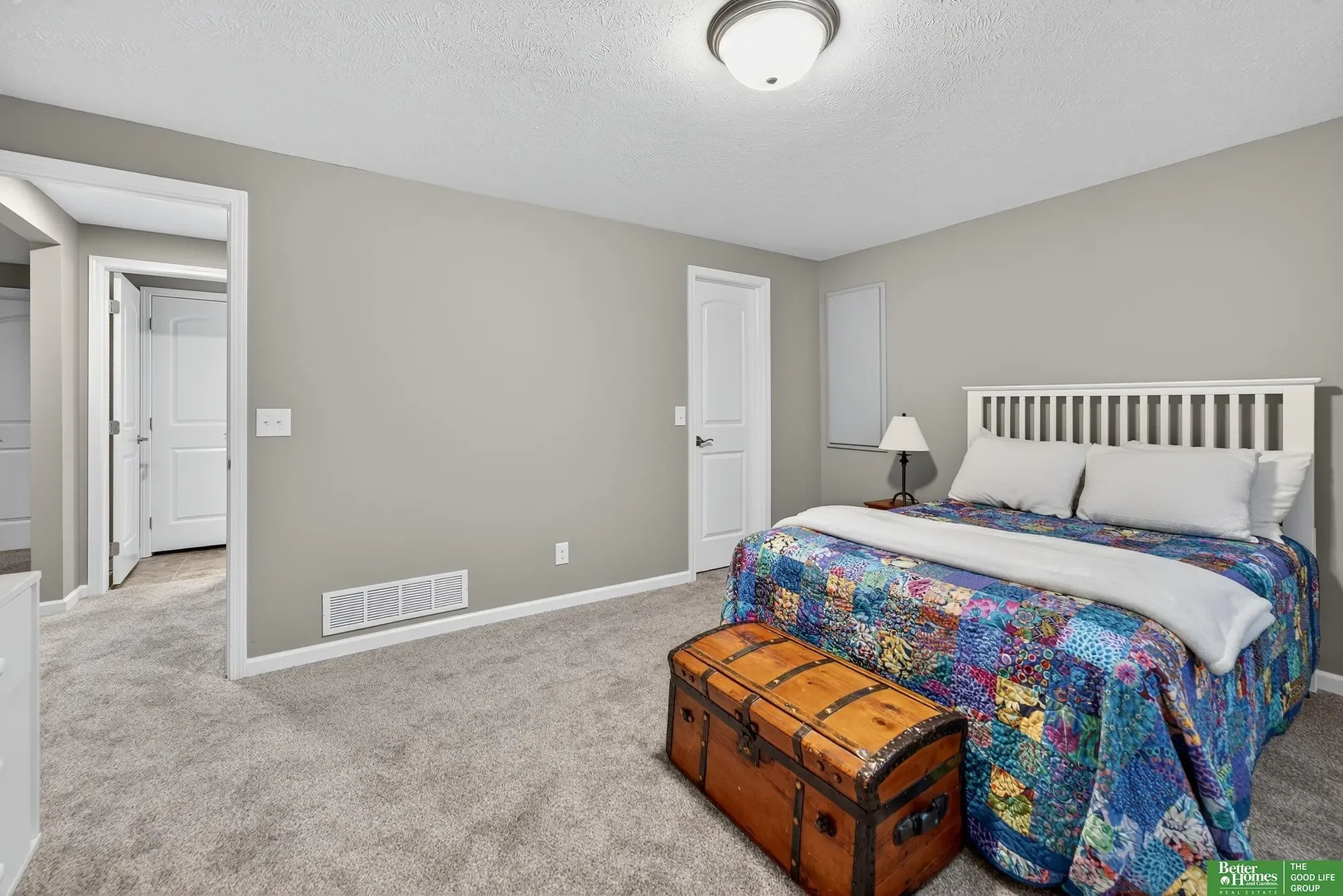 Gallery photo 2