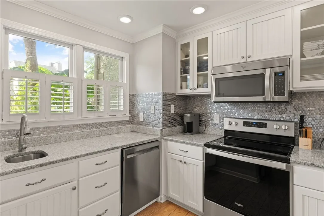 1035 BEACHVIEW Drive ##19, St Simons Island, GA 31522, St. Simons, Georgia, United States. - Photo 1