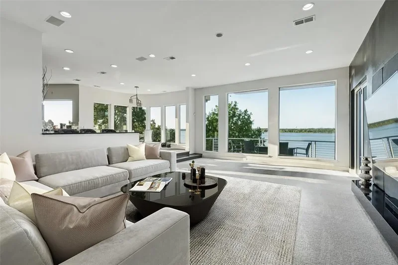 817 N Shore Drive, Lewisville, Texas, United States. - Photo 39
