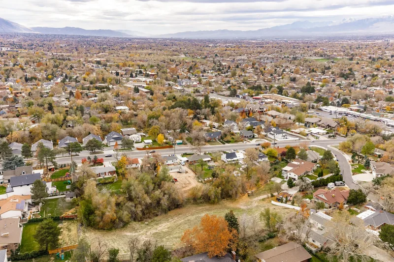 1763 E Honey Hollow Lane, Milcreek, UT 84106, Salt Lake City, Utah, United States. - Photo 15