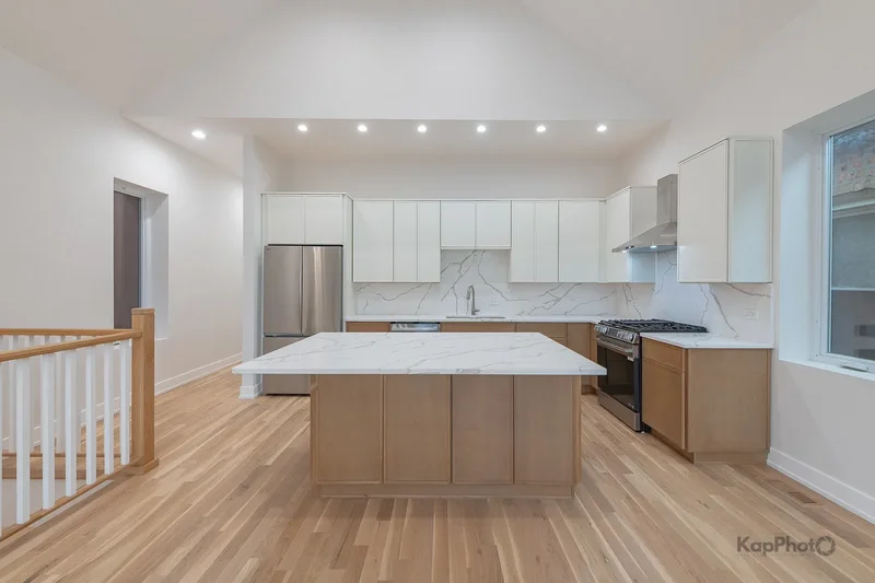 3621 S Wallace Street, Chicago, IL 60609, Chicago, Illinois, United States. - Photo 8