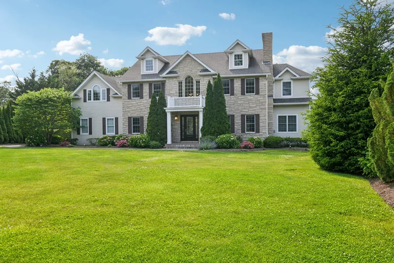 4 Celestial Court, Saint James, NY 11780, Saint James, New York, United States. - Photo 81