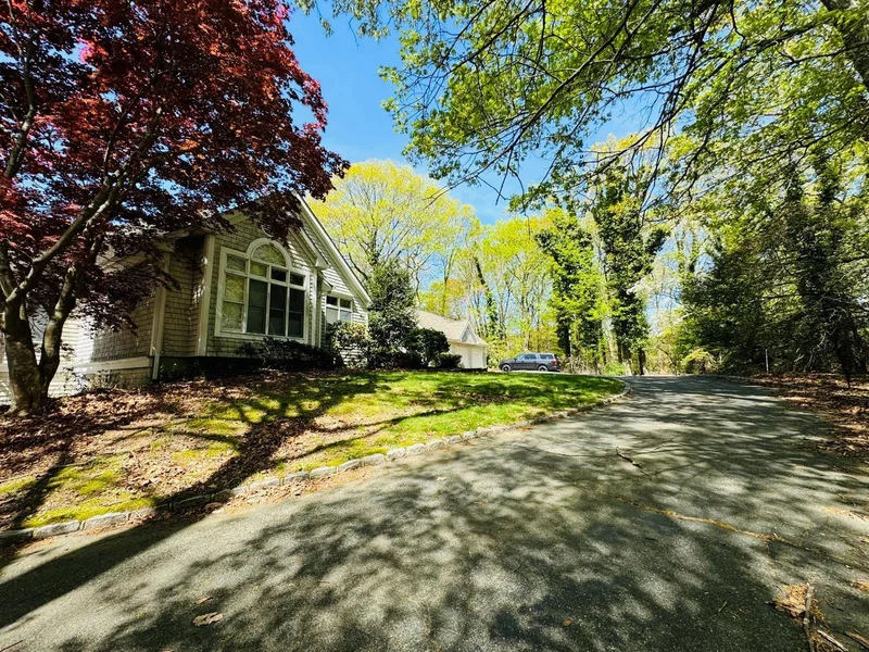 66 Cliff Road, Port Jefferson, NY 11777, Port Jefferson, New York, United States. - Photo 8