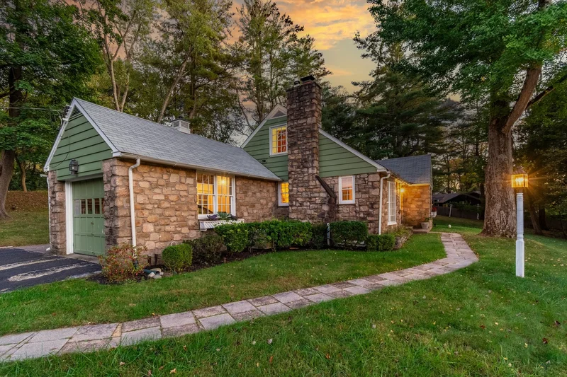 121 Kiltie Drive , New Hope, PA 18938, Solebury, Pennsylvania, United States. - Photo 57