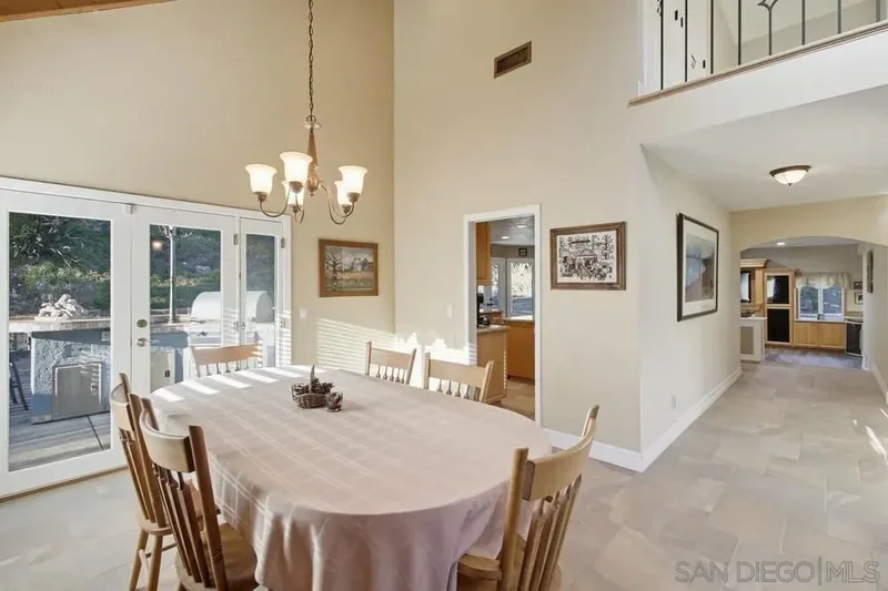 10494 Livewood Way, San Diego, California, United States. - Photo 7
