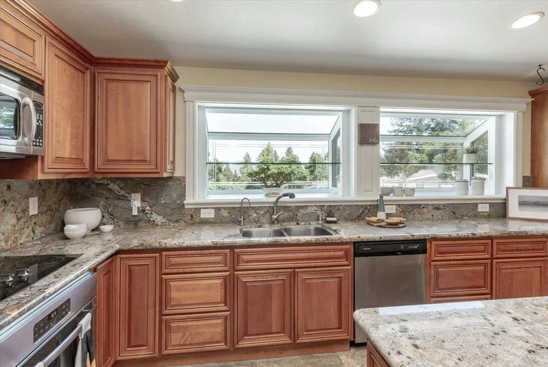 22187 Old Santa Cruz Highway, Los Gatos, California, United States. - Photo 52
