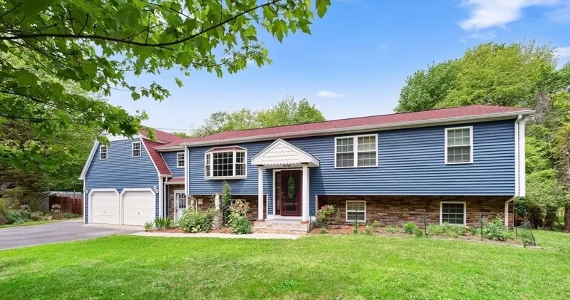 451 Lincoln St, Abington, MA 02351, Abington, Massachusetts, United States. - Photo 2