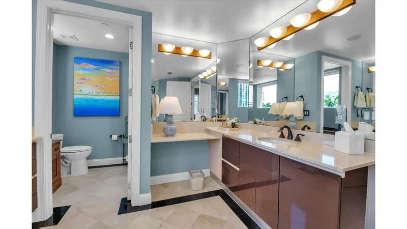 128 GOLDEN GATE POINT, Sarasota, Florida, United States. - Photo 13
