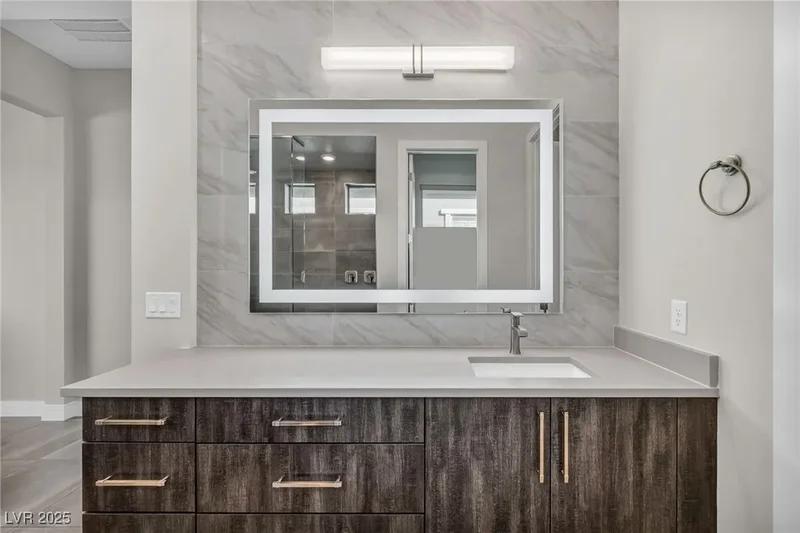 218 Springbough Lane, Las Vegas, Nevada, United States. - Photo 20
