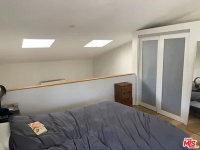 Thumbnail 27