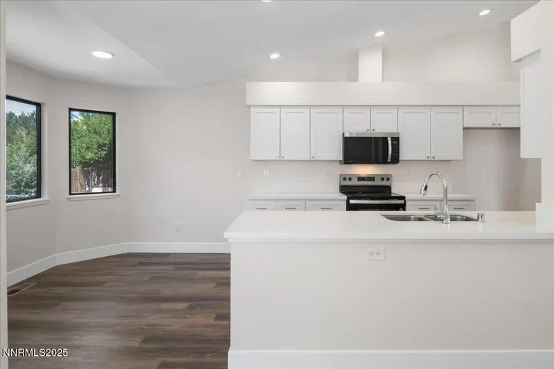 1716 Canyon Terrace Drive, Sparks, NV 89436, Sparks, Nevada, United States. - Photo 9