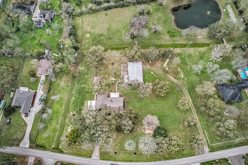 3320 Tower Road, Dickinson, Texas, United States. - Photo 42
