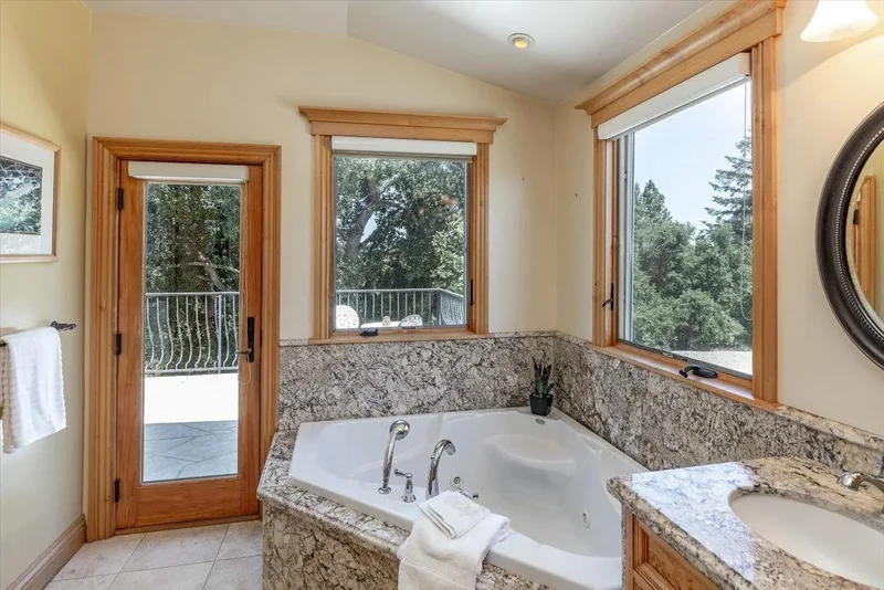 22187 Old Santa Cruz Highway, Los Gatos, California, United States. - Photo 11
