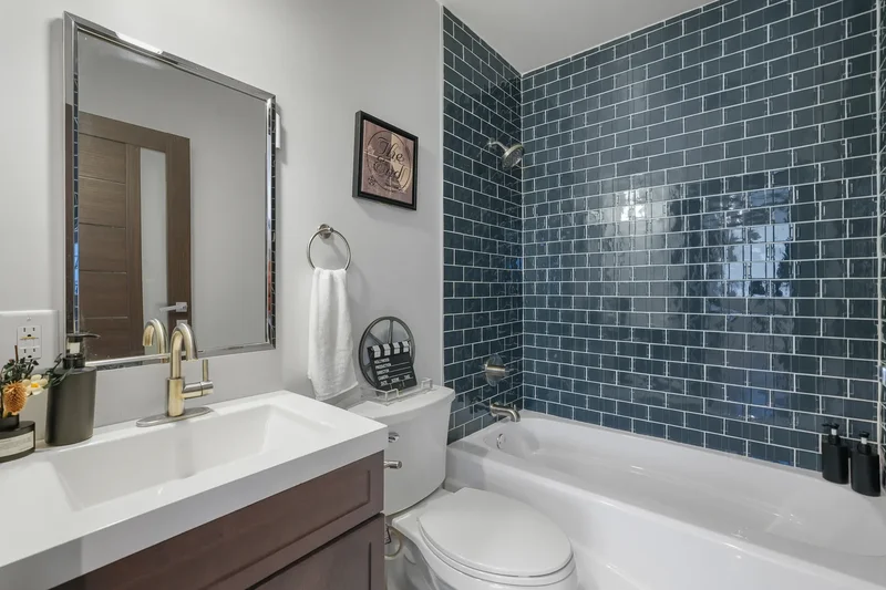 9841 Donna Avenue , Los Angeles, CA 91324, Los Angeles, California, United States. - Photo 36