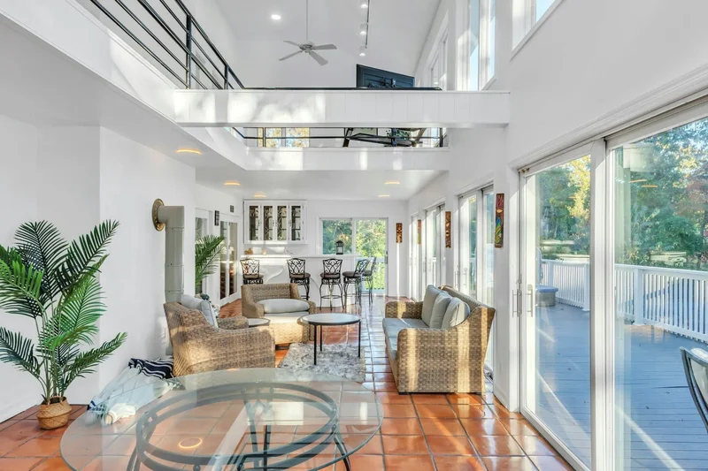19 Bay Woods Dr, Hampton Bays, New York, United States. - Photo 57