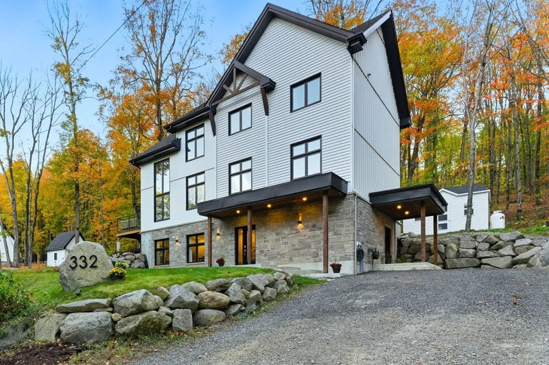 332 Ch. Huntington, Bromont, Quebec, Canada. - Photo 38