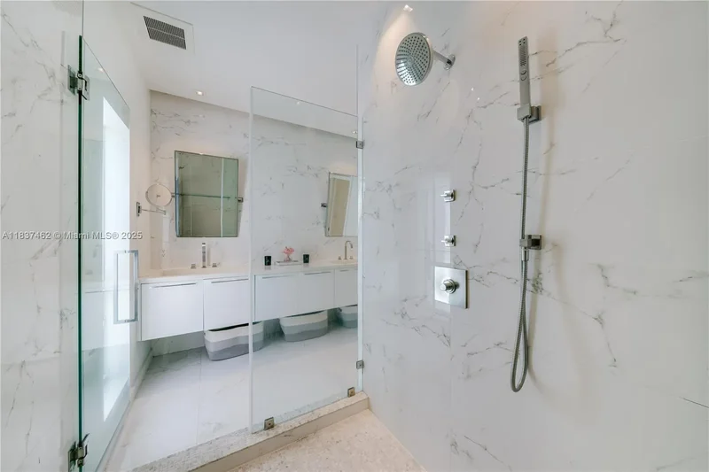 475 Woodcrest Rd, Key Biscayne, Florida, United States. - Photo 50