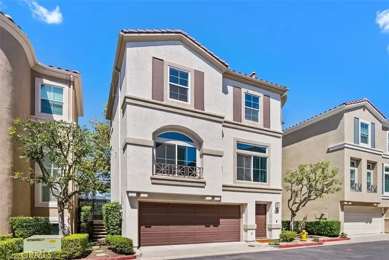 231 Montana Del Lago, Rancho Santa Margarita, California, United States. - Photo 3