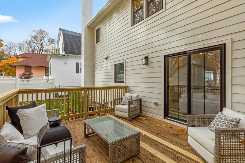 10 Poplar Avenue, Village of Pelham, New York, United States. - Photo 16