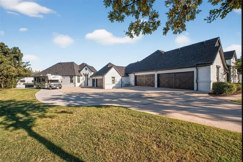 5008 Montalcino Boulevard, Lewisville, Texas, United States. - Photo 19