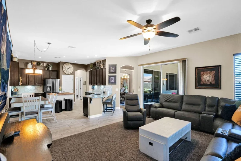 7965 W Robin Lane , Peoria, AZ 85383, Peoria, Arizona, United States. - Photo 22