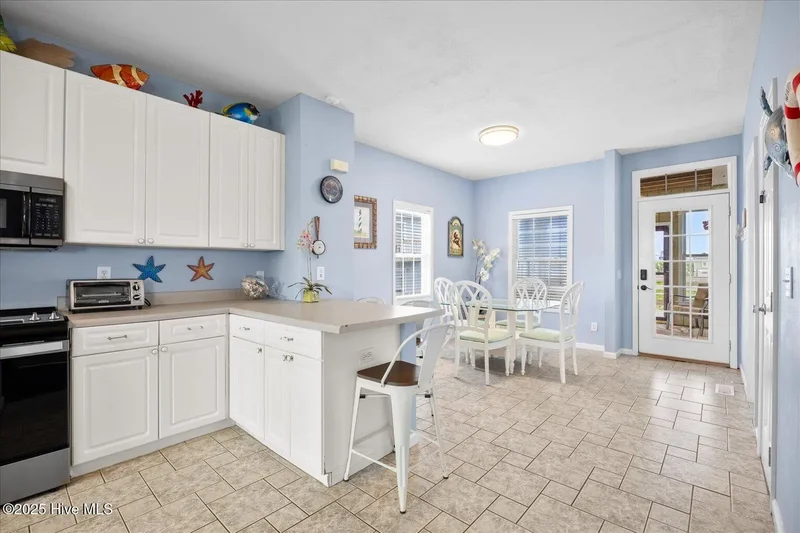 6915 12th Avenue, North Topsail Beach, North Carolina, United States. - Photo 38
