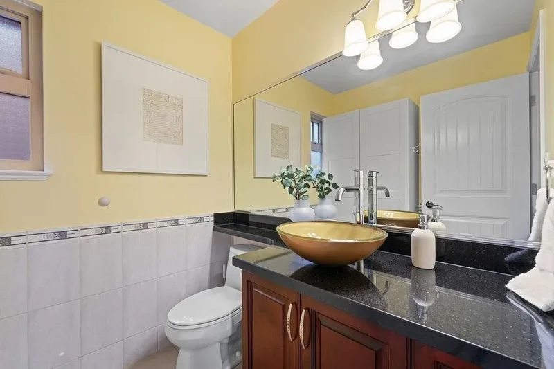 1254 E 11th Avenue, Vancouver, British Columbia, Canada. - Photo 18