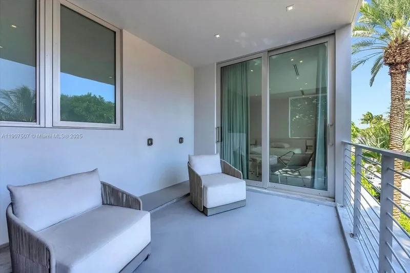 7830 Atlantic Way , Miami Beach, FL 33141, Miami Beach, Florida, United States. - Photo 27