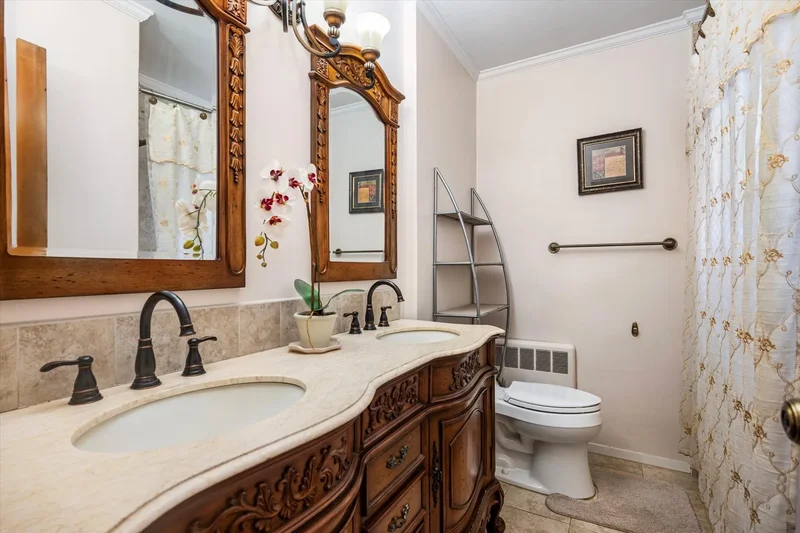 3 Bedrooms Single Family Detached