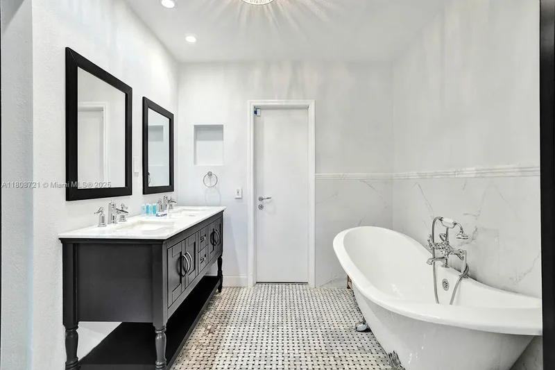 1245 Wiley St, Hollywood, Florida, United States. - Photo 33
