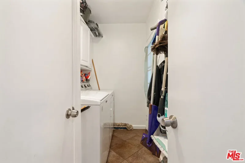 5040 W Slauson Avenue, Los Angeles, California, United States. - Photo 43
