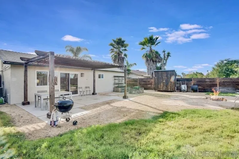9050 Capricorn Way, San Diego, California, United States. - Photo 33