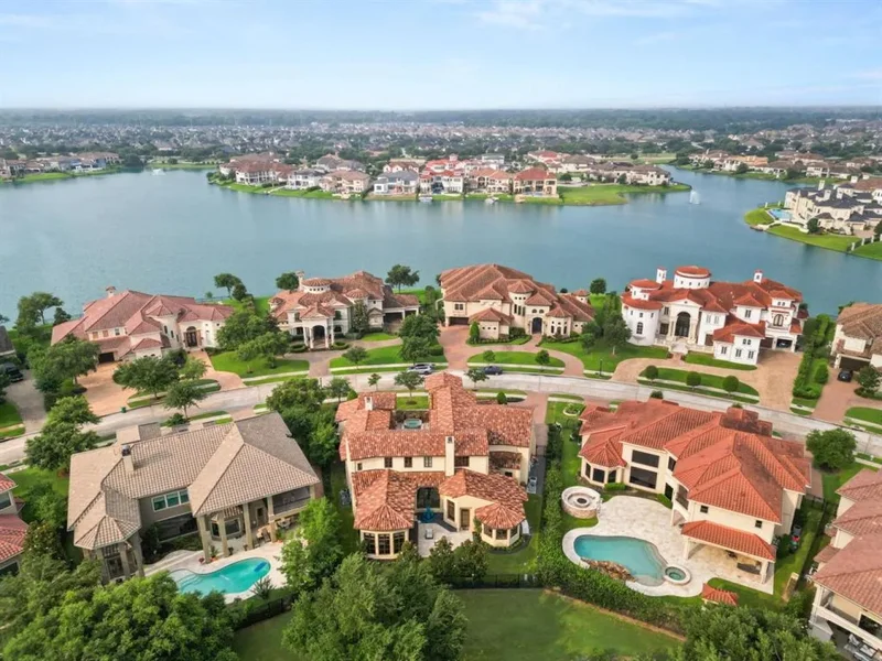 17 Miramar Heights Circles, Sugar Land, Texas, United States. - Photo 6