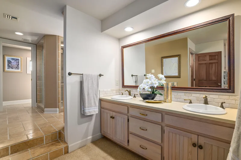 4050 Royal Crest, Medford, OR, 97504, USA, Medford, Oregon, United States. - Photo 26