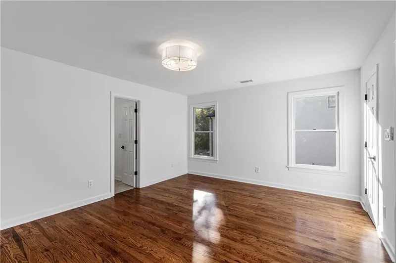 200 Morgan Farm Drive, Atlanta, GA 30342, Atlanta, Georgia, United States. - Photo 58