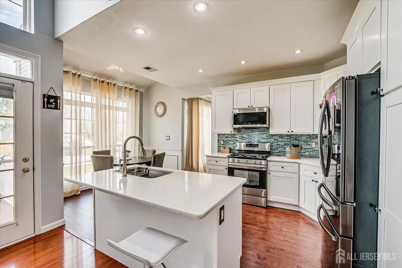 6 Oxford Court, South Brunswick, NJ 08824, South Brunswick Township, New Jersey, United States. - Photo 23