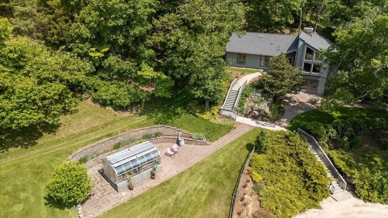 701 Bishop Road, Blacksburg, VA 24060, Blacksburg, Virginia, United States. - Photo 3