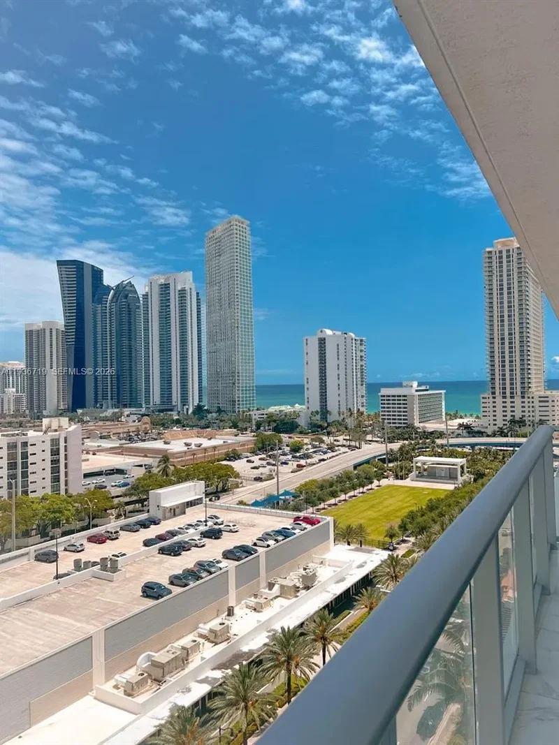 300 Sunny Isles Blvd 4-1407, Golden Beach, Florida, United States. - Photo 20