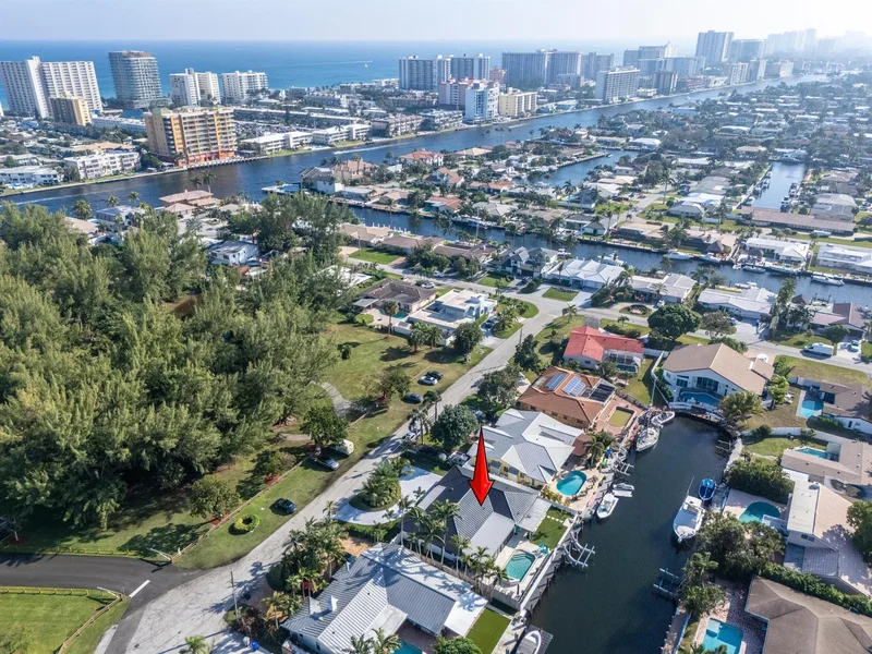 1231 NE 28th Avenue, Hillsboro Beach, Florida, United States. - Photo 50