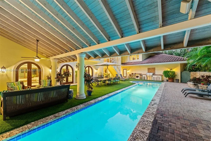3506 Banyan Cir, Miami, Florida, United States. - Photo 38