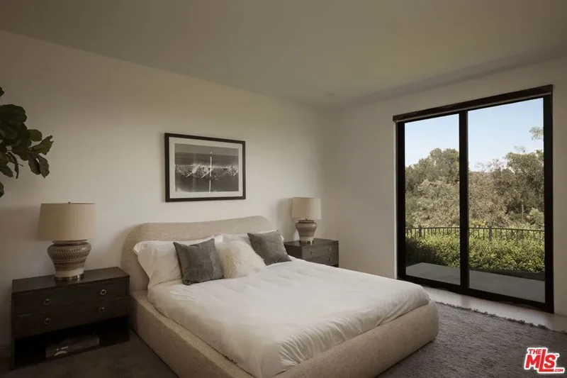 29800 Cuthbert Road, Malibu, California, United States. - Photo 23