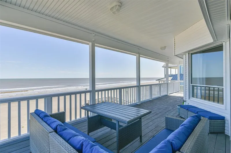 11811 Sunbather Lane, Galveston, Texas, United States. - Photo 36