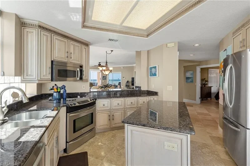 267 Barefoot Beach Blvd Unit 506, Bonita Springs, FL 34134, Bonita Springs, Florida, United States. - Photo 14