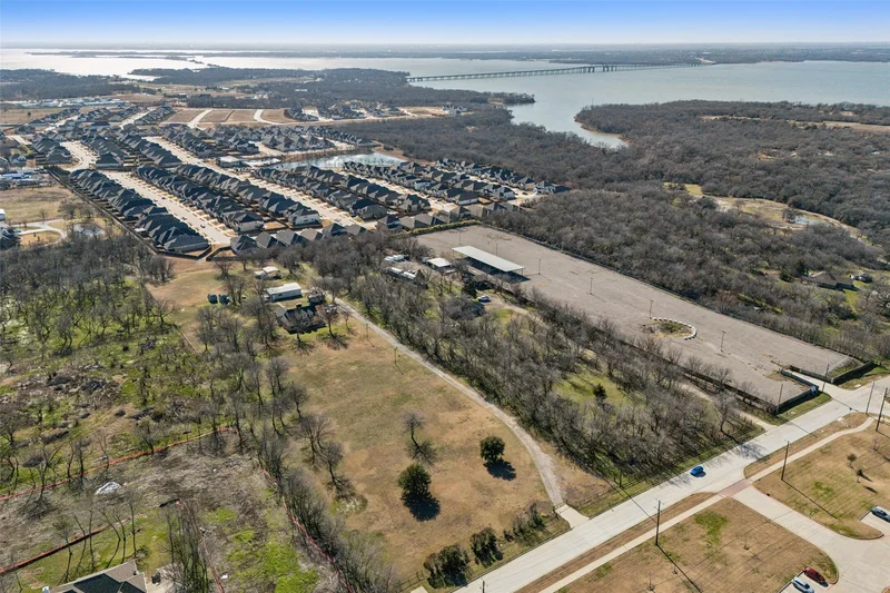 4414 W Dickson Lane, Little Elm, TX 75068, Little Elm, Texas, United States. - Photo 16