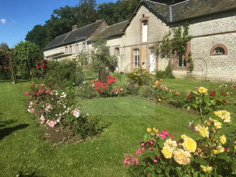 Forges-les-Eaux, Normandy, France. - Photo 7