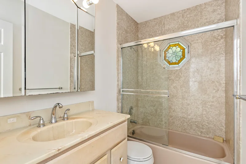 263 North Country , Smithtown, NY 11787, Smithtown, New York, United States. - Photo 29