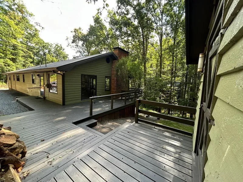 260 Flat Creek Crossing, Blue Ridge, GA 30513, Blue Ridge, Georgia, United States. - Photo 12